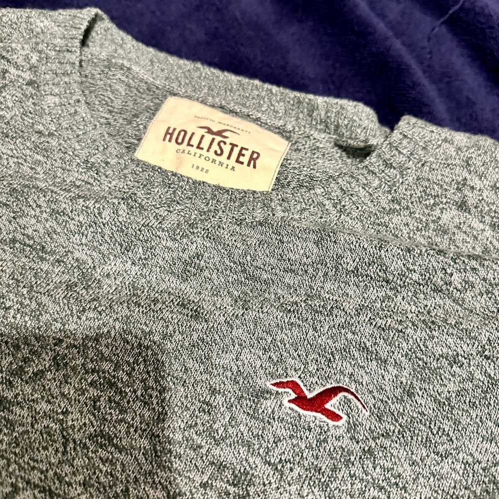 Medium Sweater Hollister